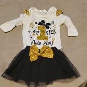 SHEIN White and Gold Seasonal Matching Set